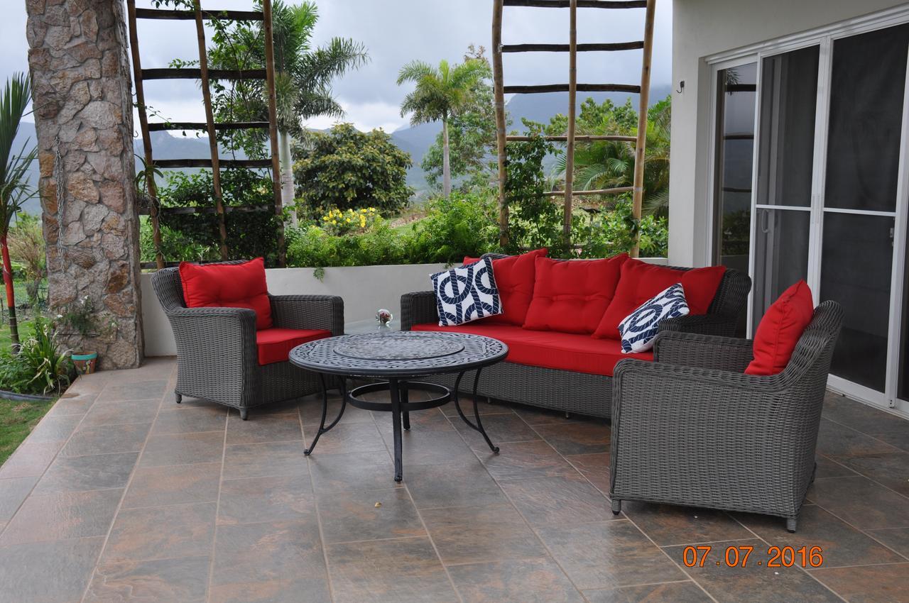 La Laguna de San Carlos Hawk'S Nest Bed & Breakfast المظهر الخارجي الصورة